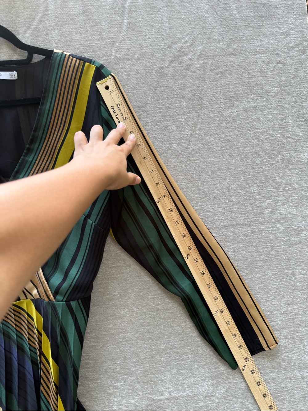 MNG Mango Suit Striped‎ Pleated Wrap Midi Dress Green Yellow Long Sleeve Size S - Picture 7 of 8
